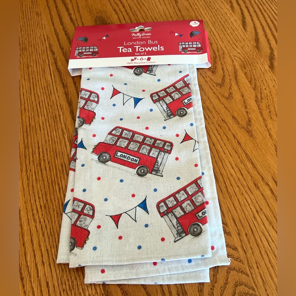 NWT Milly Green London Bus Set of 2 Tea Towels